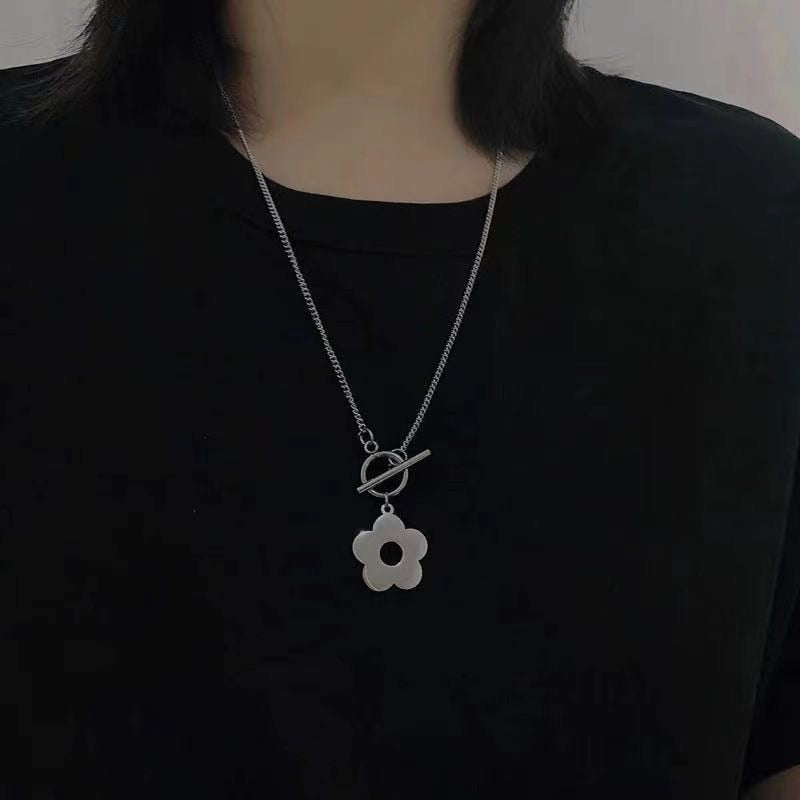 'Sany' Powerlove Neck-chain